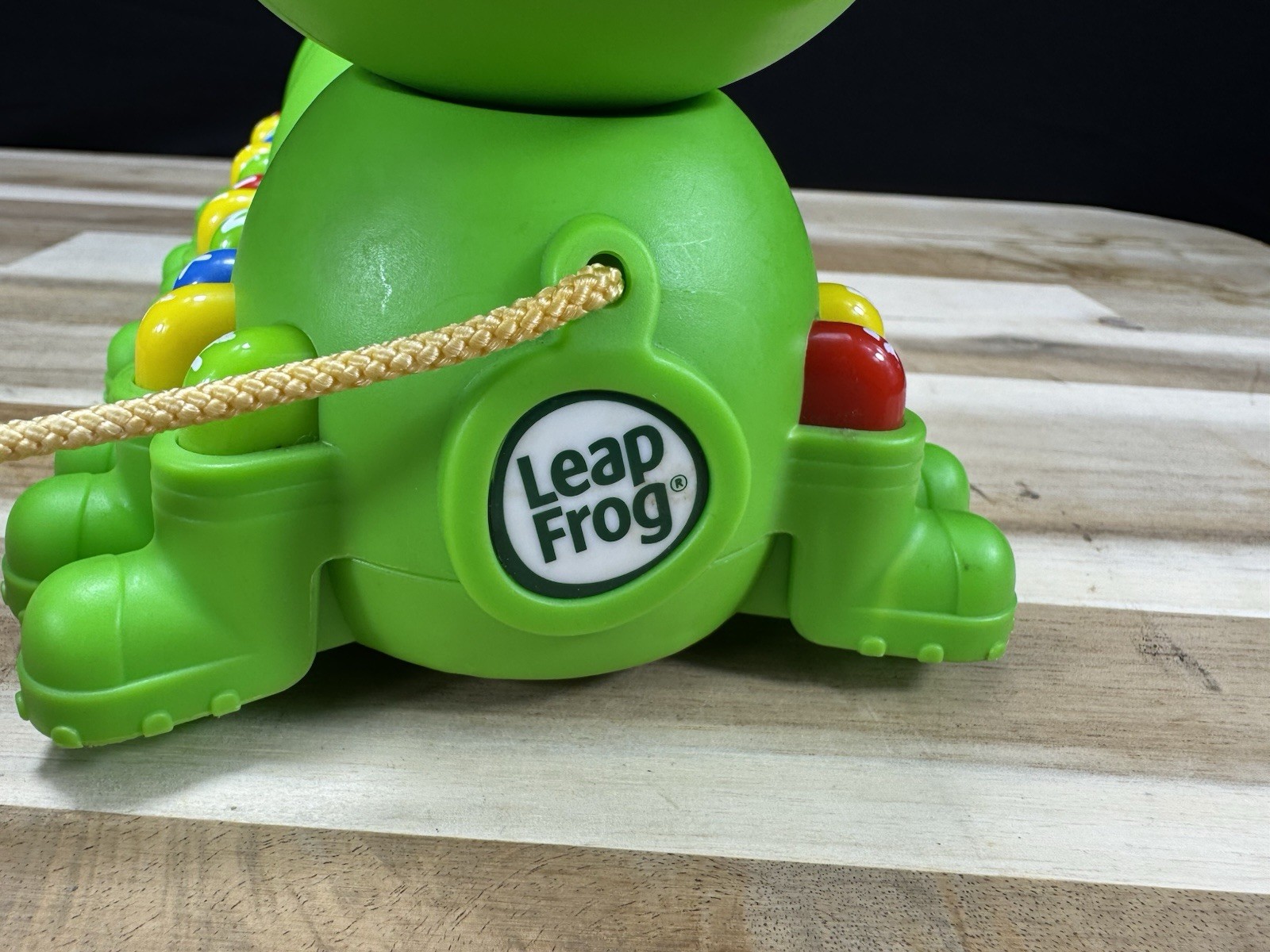 ✅Leap Frog Alphabet Pal Caterpillar With Sounds Learn ABC Colors Pull Toy Lights