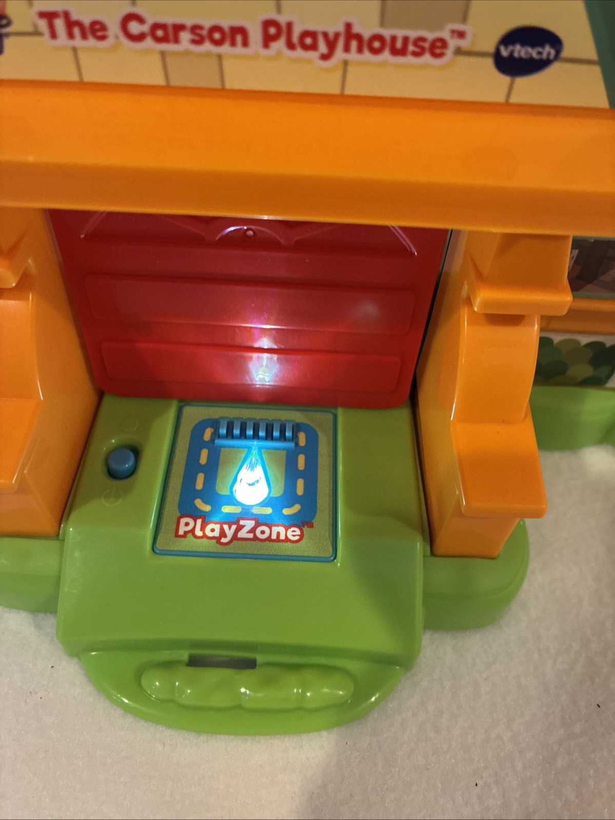 VTech Go! Go! Carson Cory’s Stay & Play Partial House/Garage Netflix