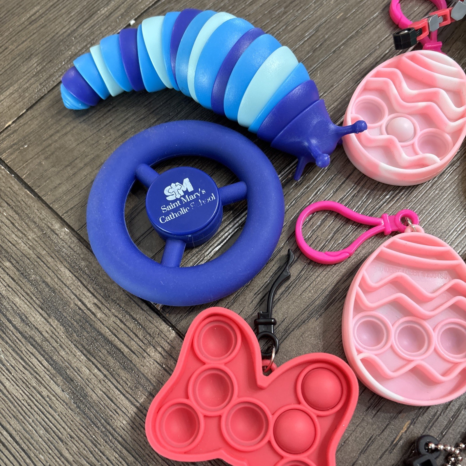 Pop It’s , 4 Fidget Spinners, Bracelet, Other Fidget Toys. Sensory Toys