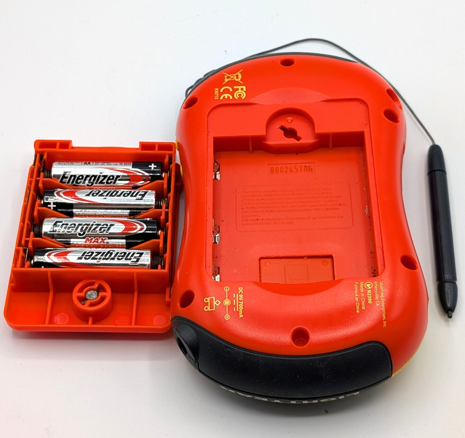 LeapFrog Leapster 2 Disney Pixar Cars Lightning McQueen Edition Handheld Console