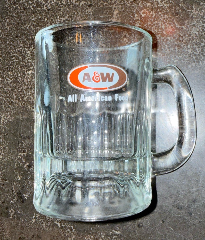 Vintage A&W Small Root Beer Mug 3 1/4″ tall very good condition no chips Nice