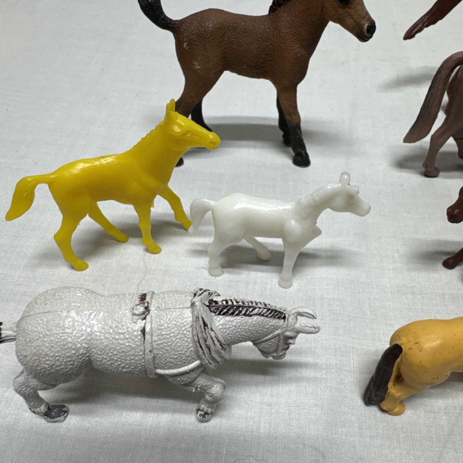 Vintage Miniature Horse Lot of 12 Toy Figures Plastic Resin Schleich Safari