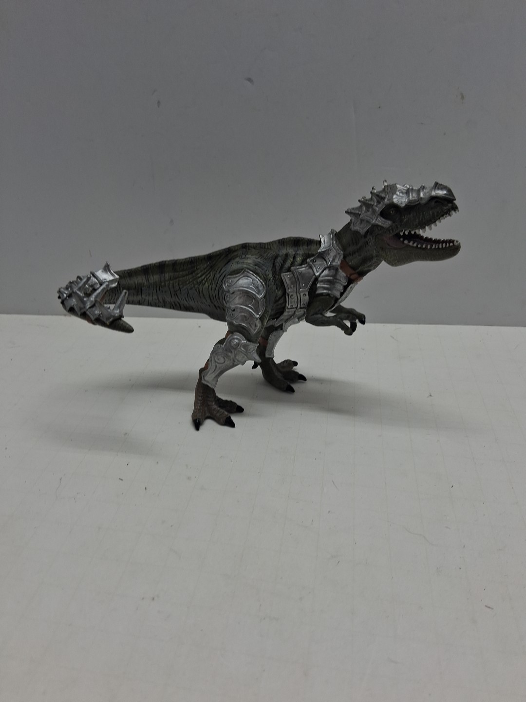 ARMORED T-REX Animal Figurine Safari Ltd. toy Mythical Realms Collection