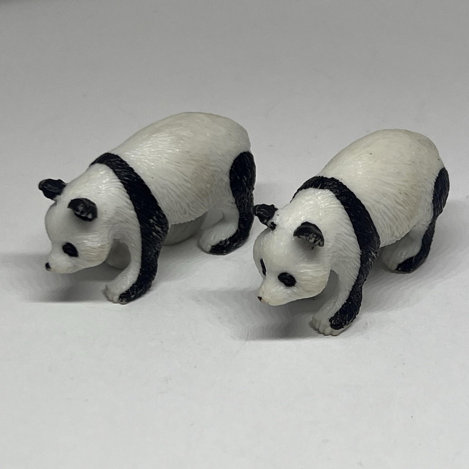 Vintage AAA Rubber Panda Bear Cubs 2″ Figurines Figures Set of 2 Toy Animals S2
