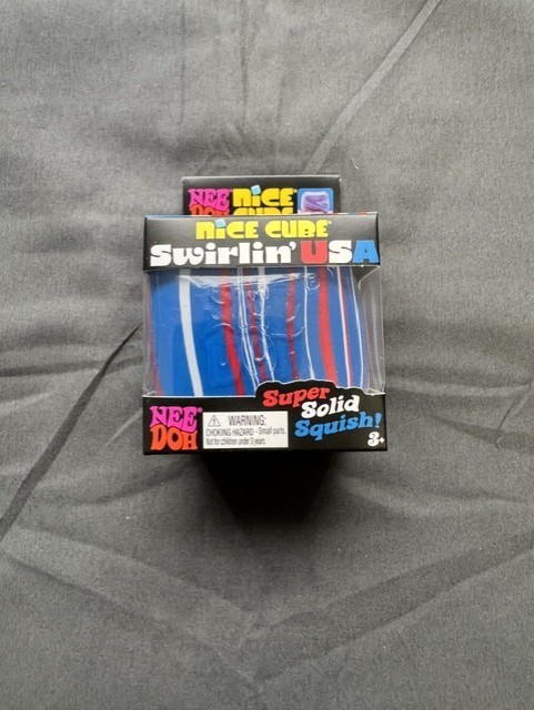 Needoh Nice Cube Swirlin USA Lines Up and Down Pattern – Rare
