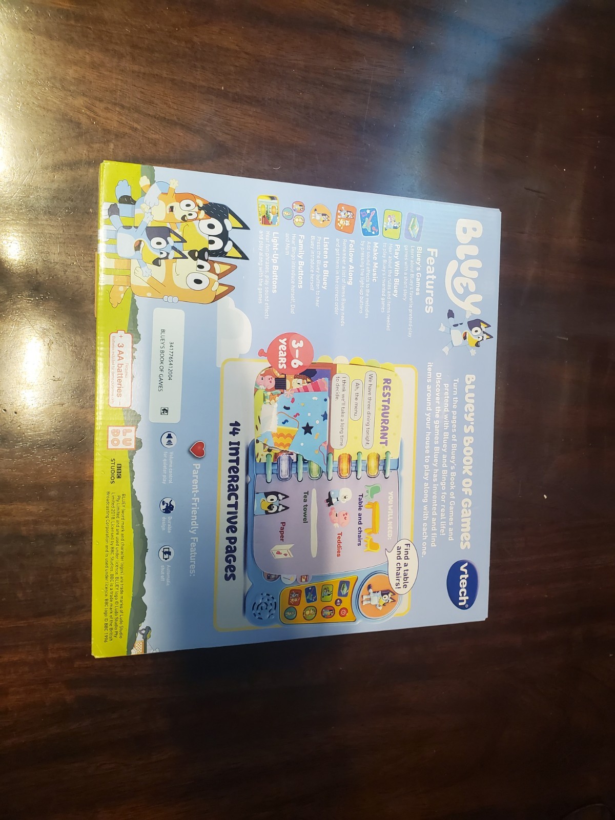 Blueys Book of Games Play Taxi, Hotel, Zoo, Claw Over 400+ Sound & Phrases Vtech