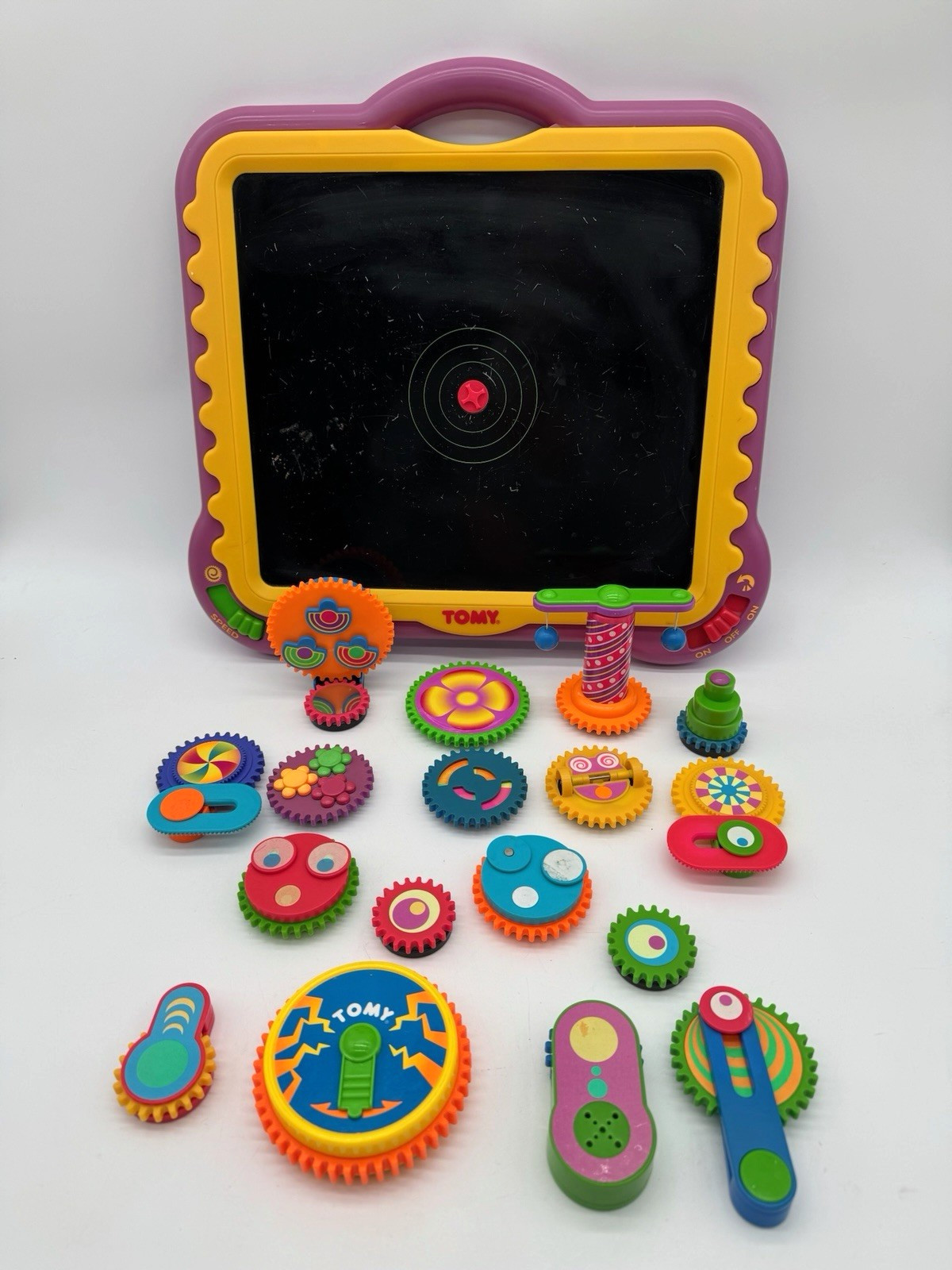 Vintage 1997 Tomy Gearation Magnetic Gears Board + 17 Gears! TESTED WORKING Rare