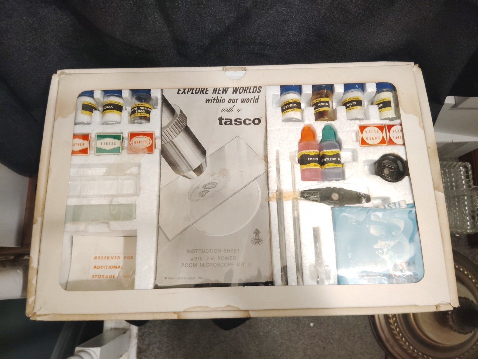 Vintage Tasco #975 750XKZ Power Zoom Microscope Kit