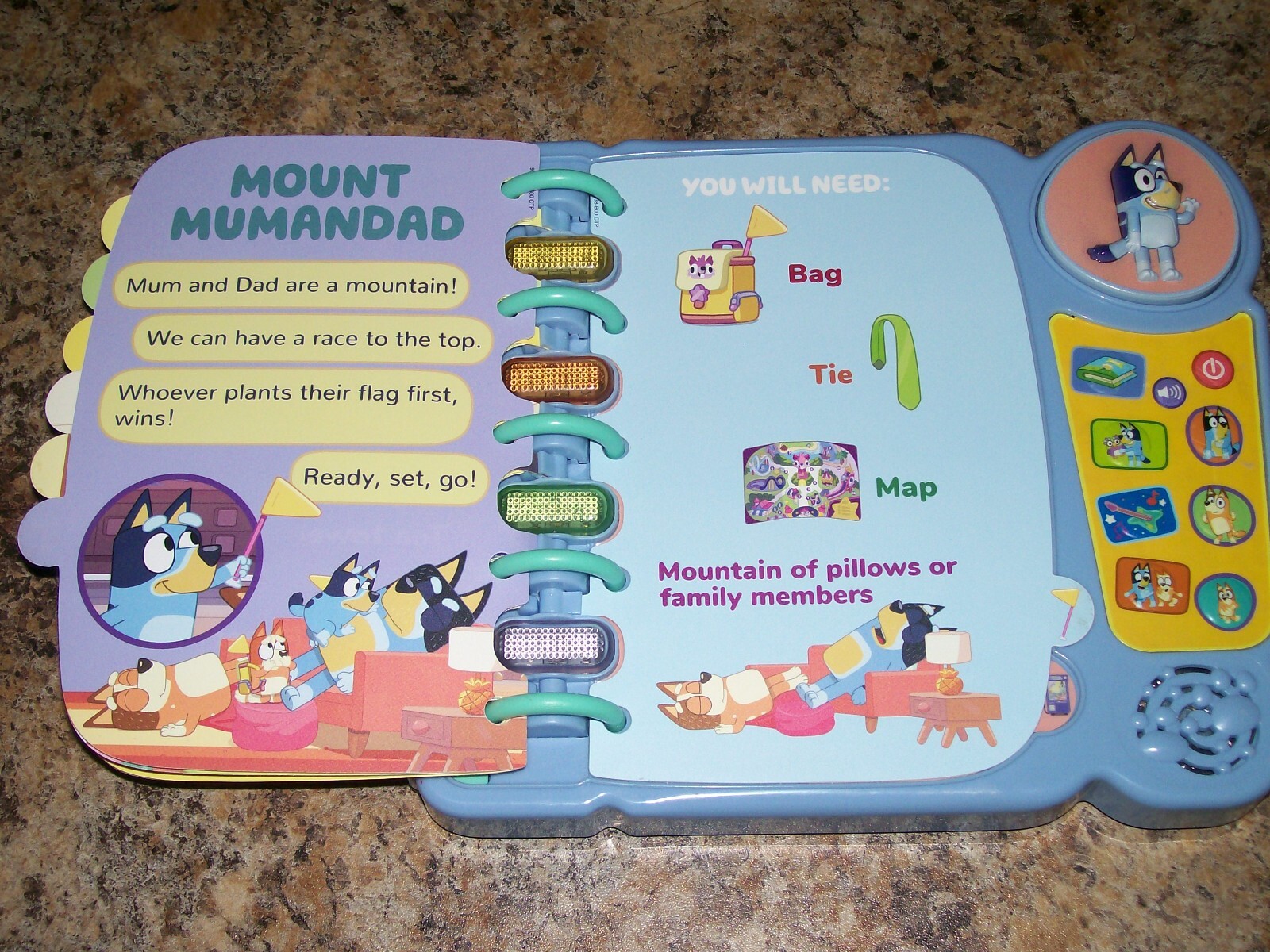 VTech 80-541200 Bluey Bluey’s Book of Games Plays Music, Lights Flash & Talks
