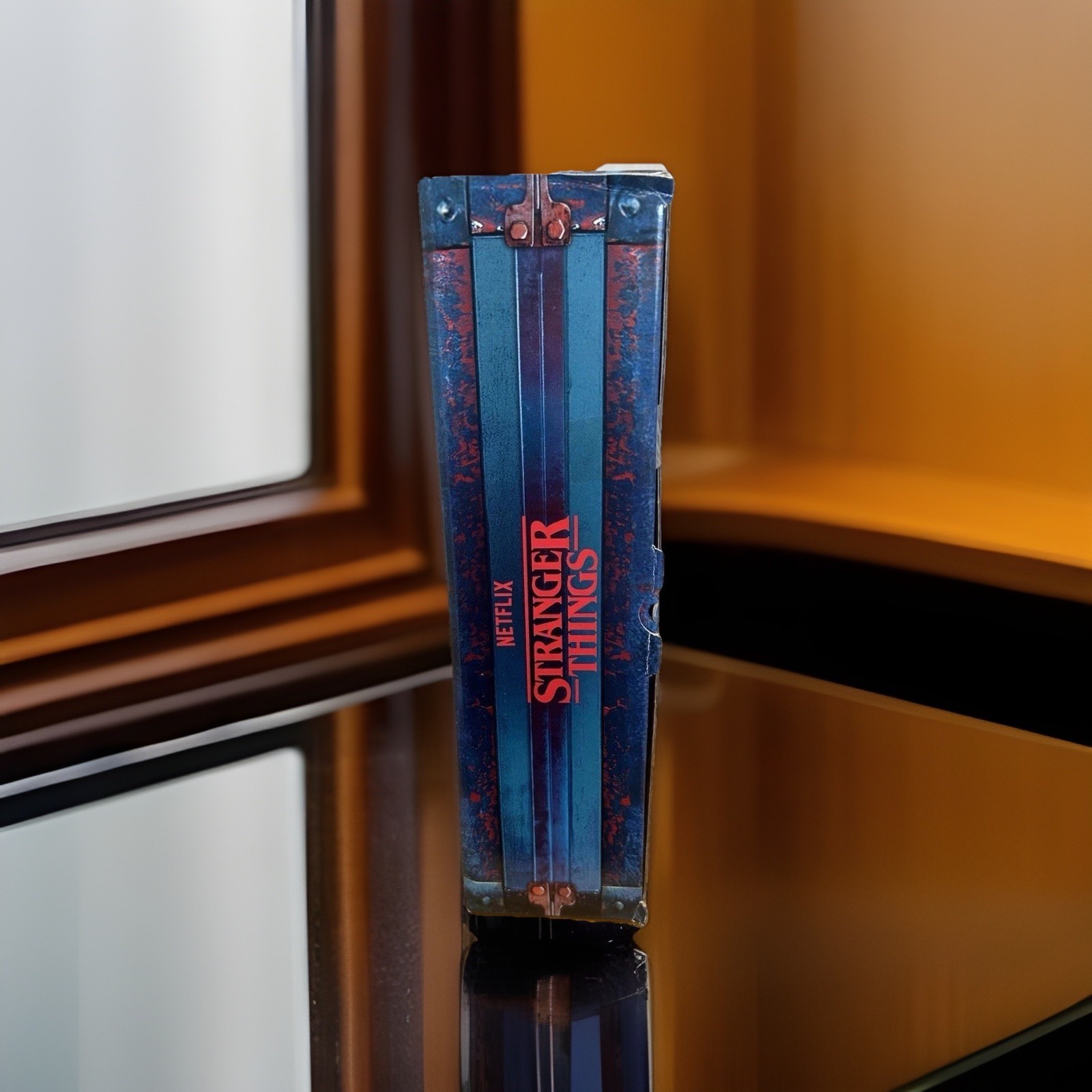 Netflix Stranger Things The Upside Down Terrarium, New in Box