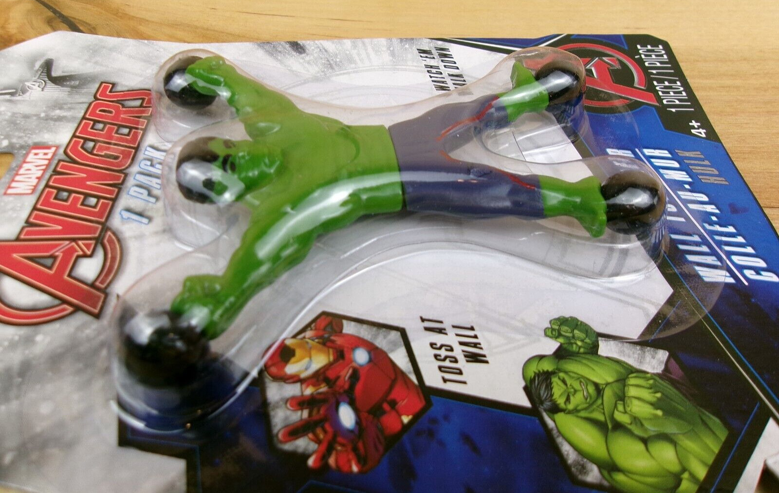 Hulk Wall Crawler Action Hero Tumbler Crawly Sticky Toy Figure toss Avengers 1pc