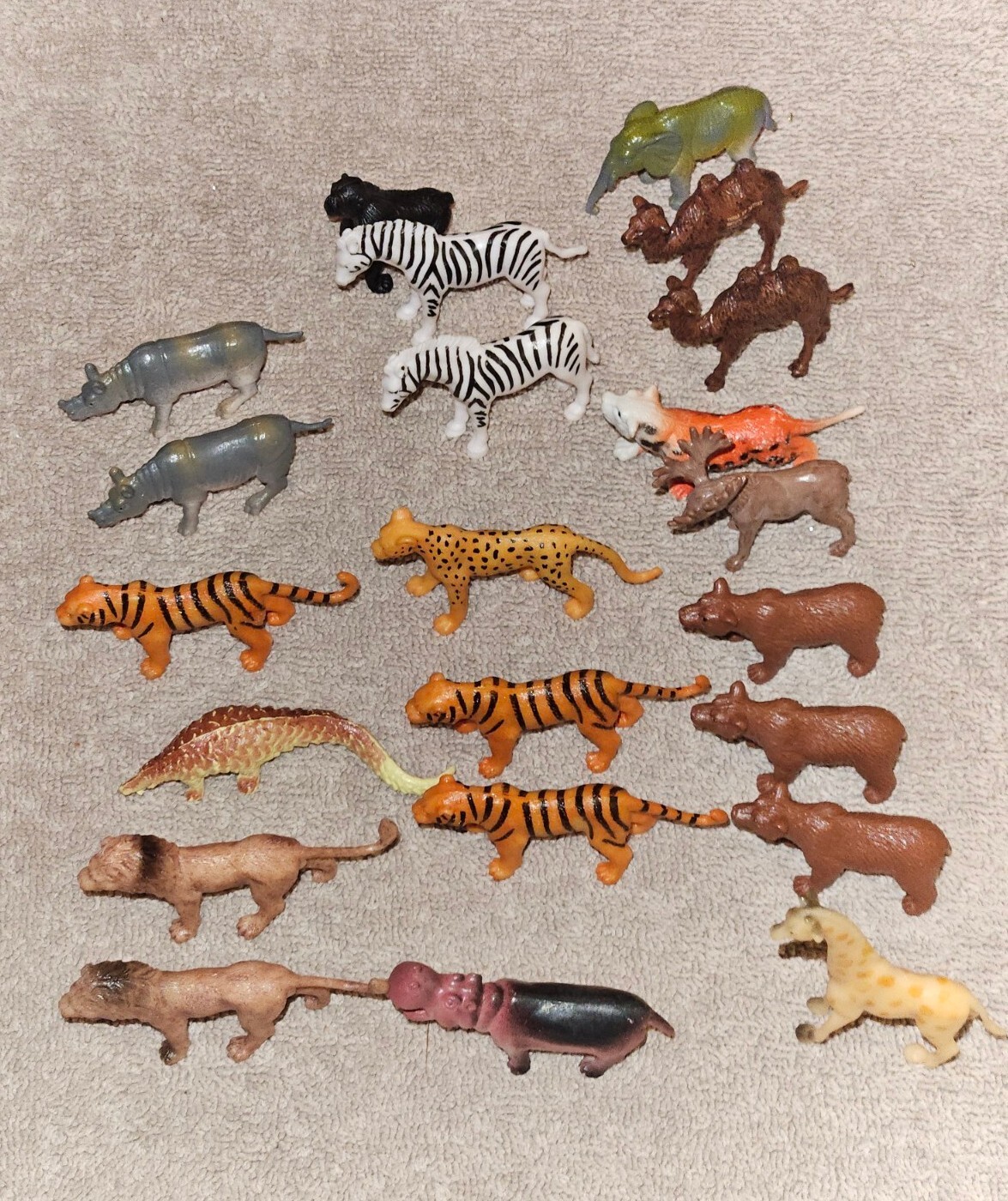Wild Animal Plastic Figures Noah’s Ark Animals Lot Of 22 Tigers Zebras Hippo