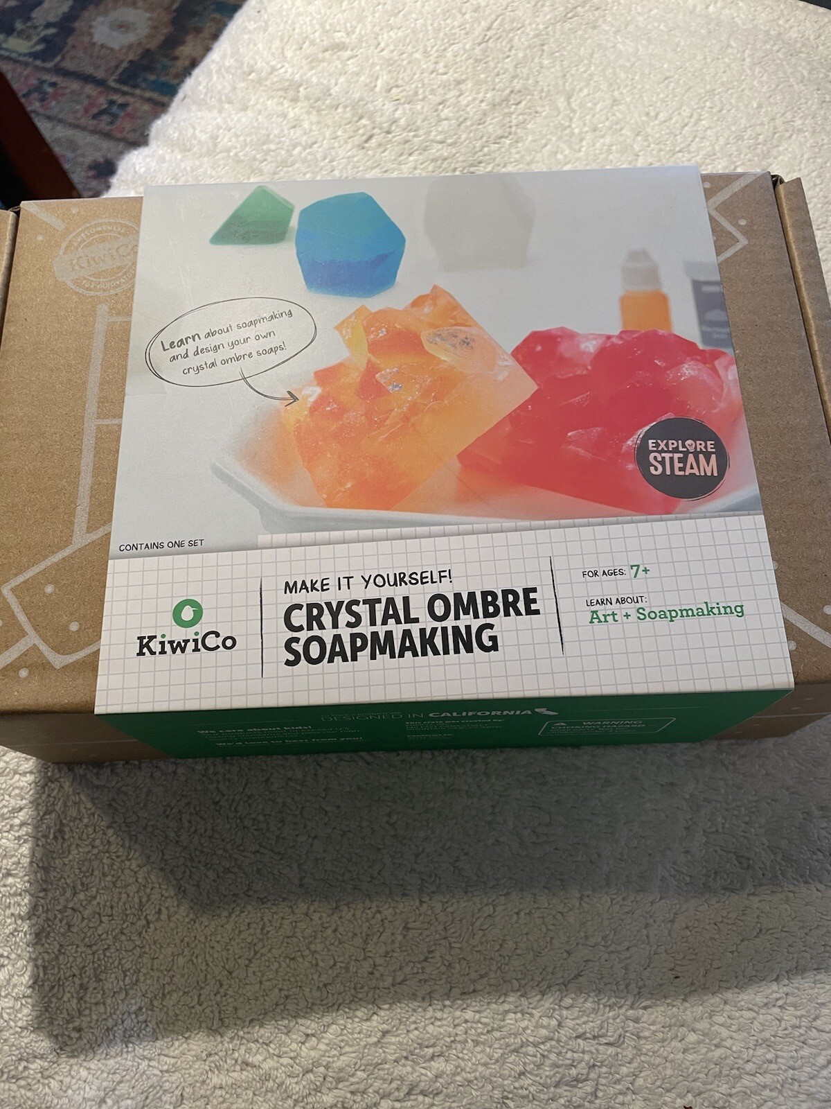 KiwiCo Crystal Ombre Soapmaking Make It Yourself NEWin OPEN BOX ART & SOAPMAKING