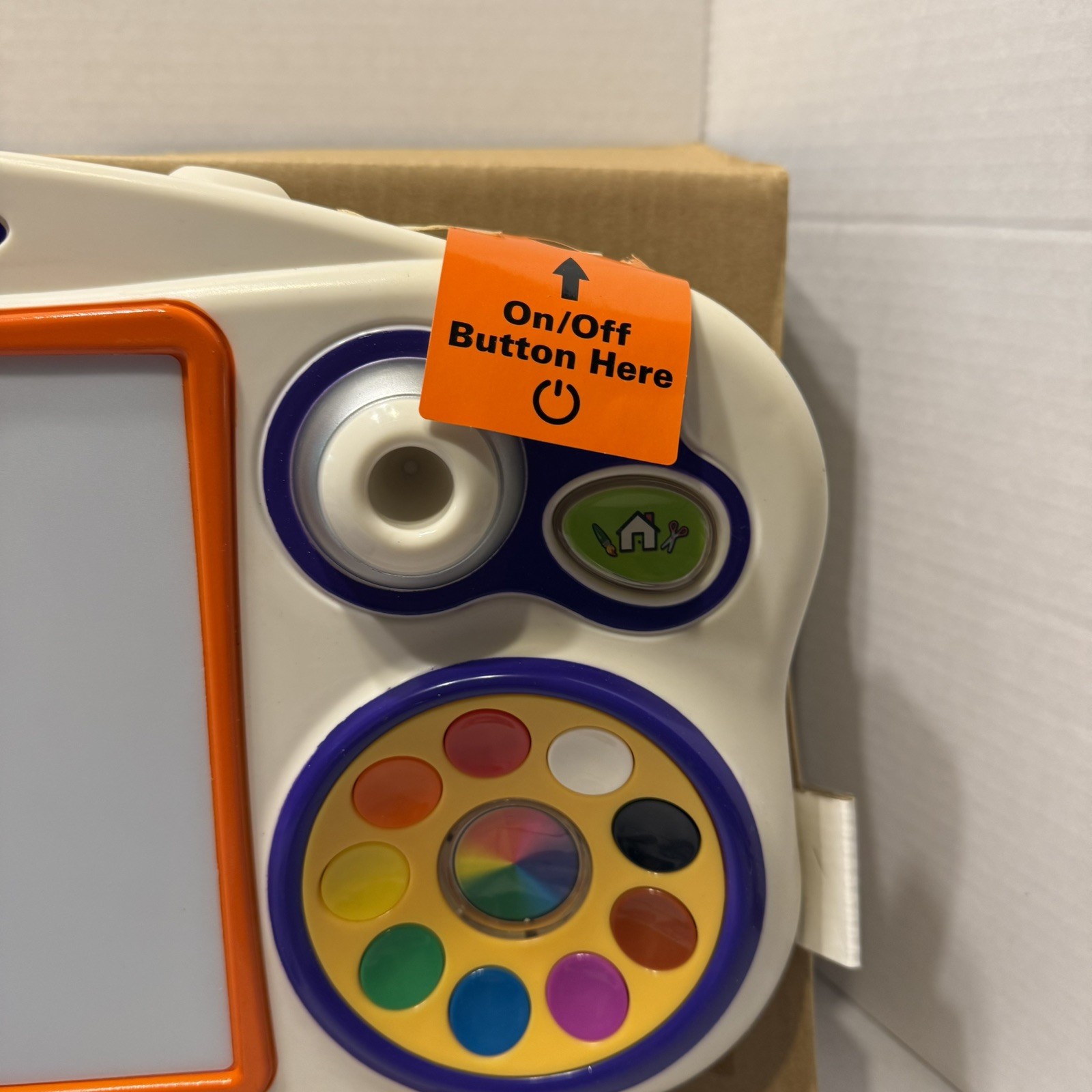 Fisher Price Digital Arts & Crafts Studio Creative Activities Ages 4-9 Open Box