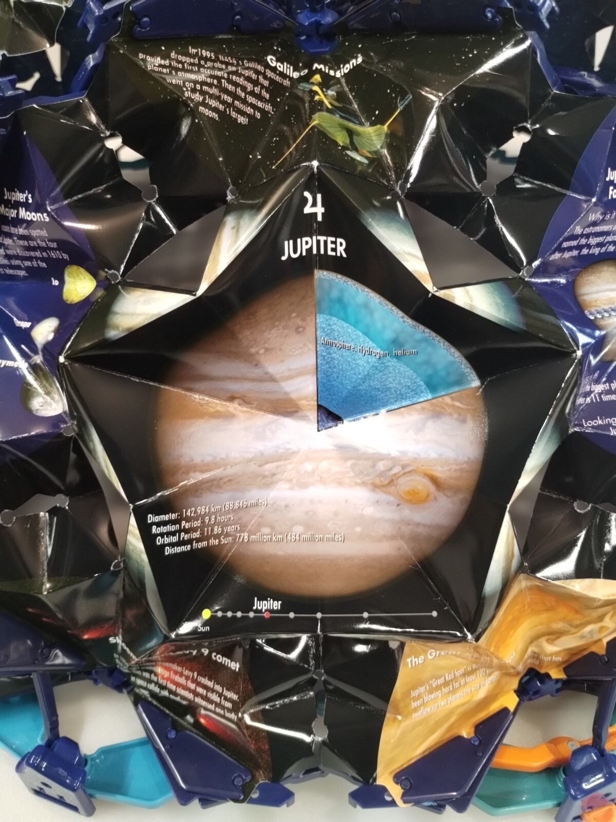 Hoberman Space Discover 3D Dome Personal Planetarium STEM Science Fun Collapsibl