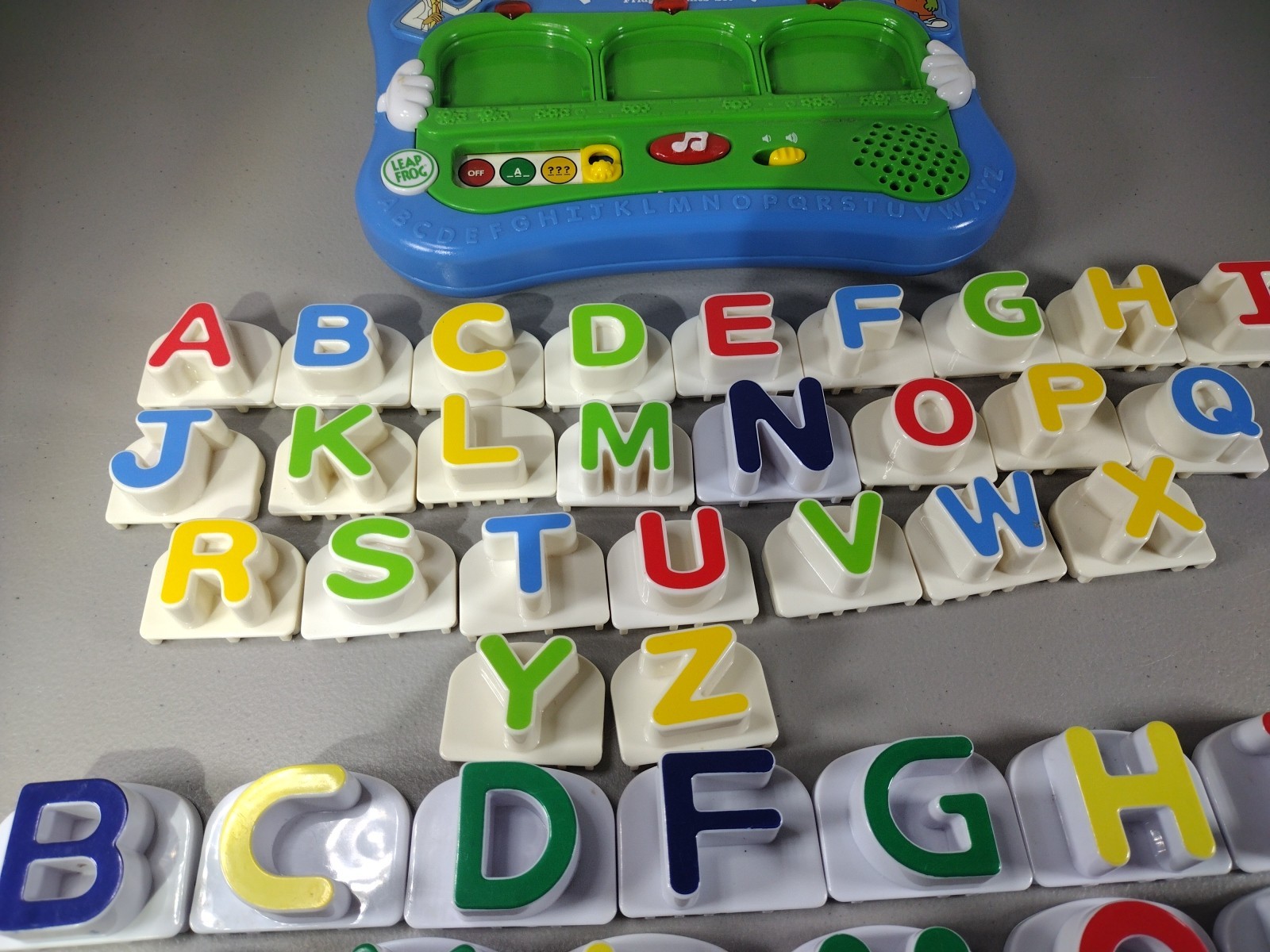 LeapFrog Fridge Phonics Word Whammer Set Complete 26 Magnetic Letters 23 Extra
