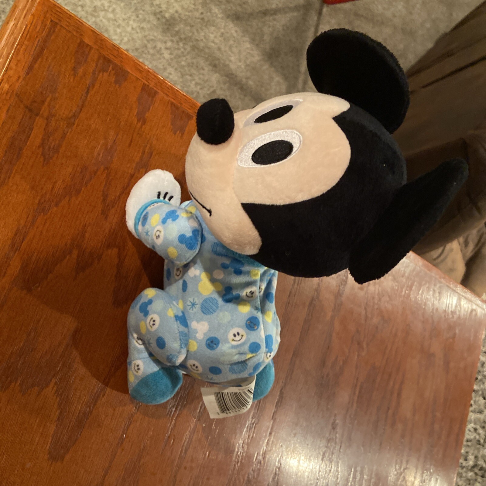 Disney Crawling Baby Mickey Mouse – Music & Motion – Encourages Babies to Crawl!