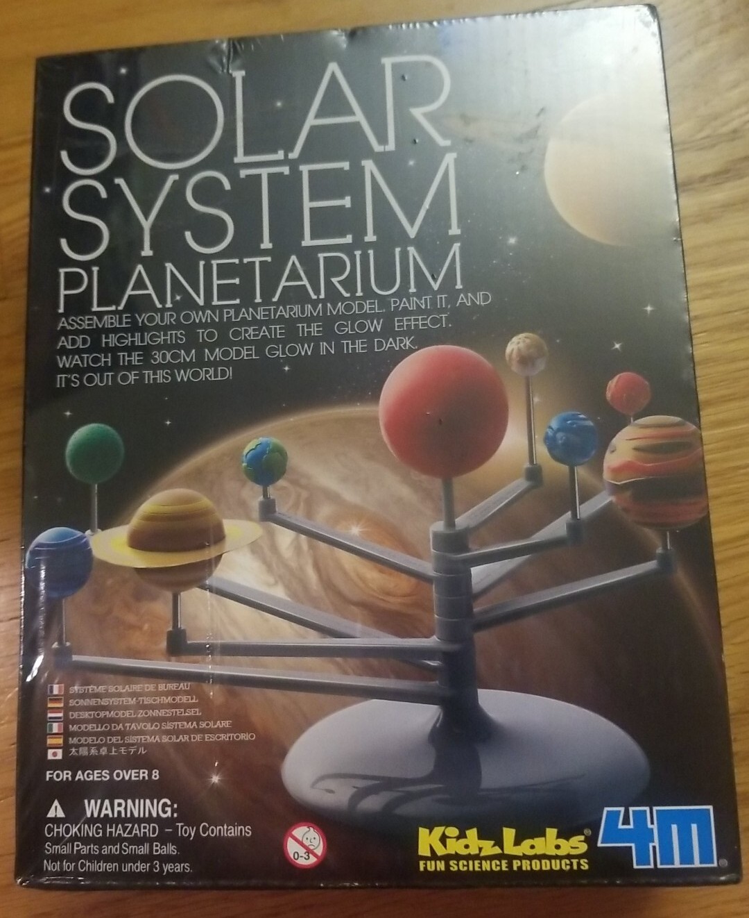 4M Solar System Planetarium – DIY Glow In The Dark Astronomy Planet Model
