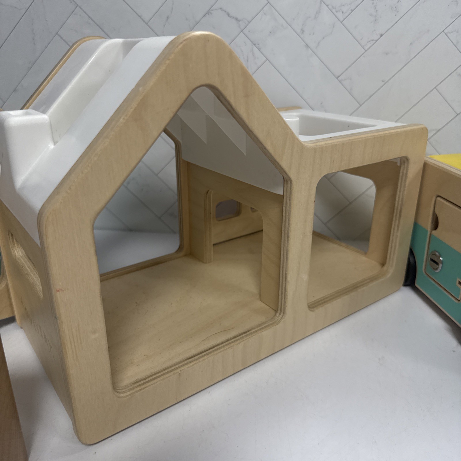 Lovevery Lot Wooden Modular Playhouse Stairs Camper Car Lot Set Incomplete Learn