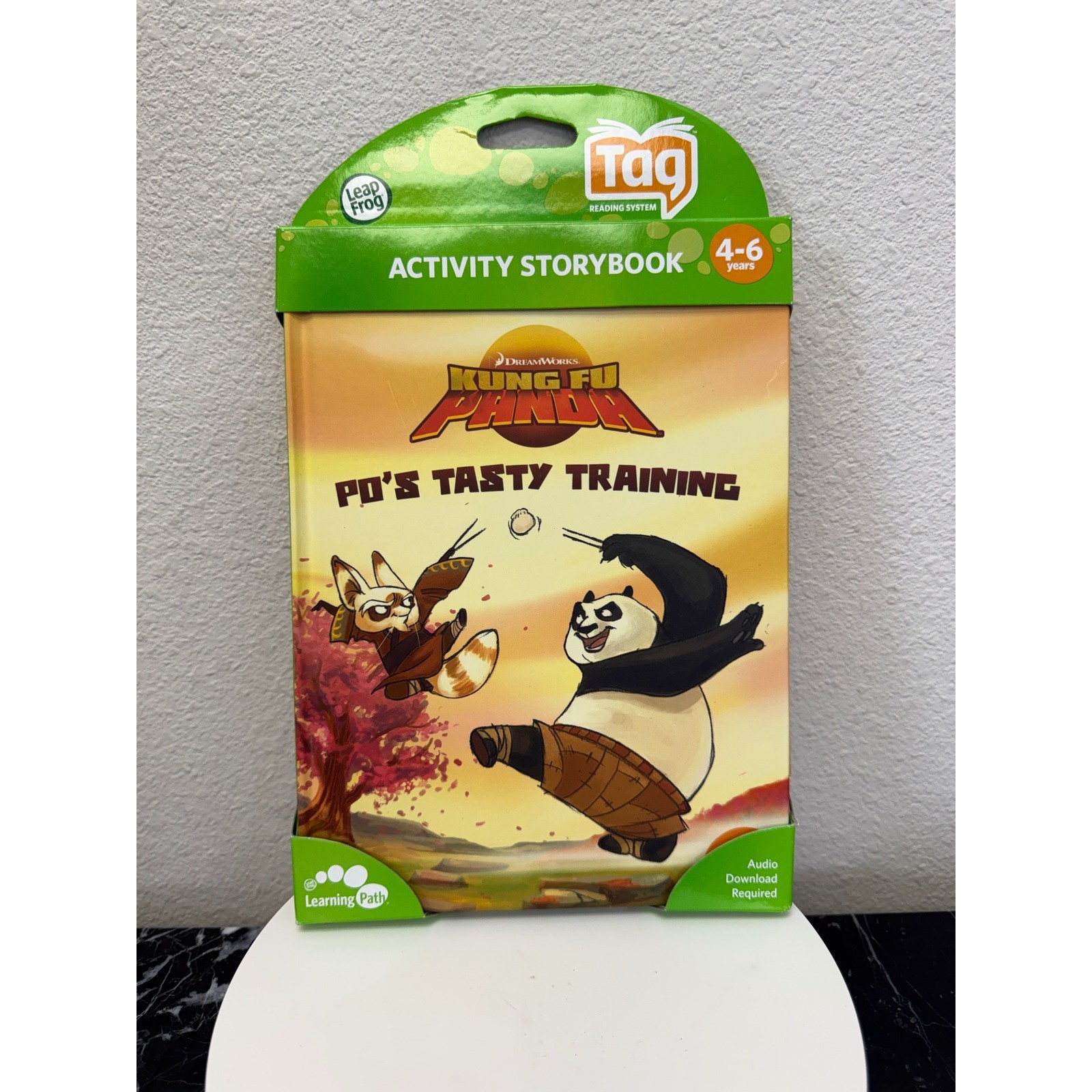 LeapFrog Tag Reading System Kung Fu Panda Po’s Tasty Training Activity Storybook