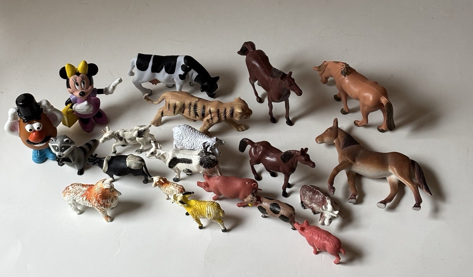 Lot of 20 Plastic Farm Animal Toys Horse Cow Pig Dog and others