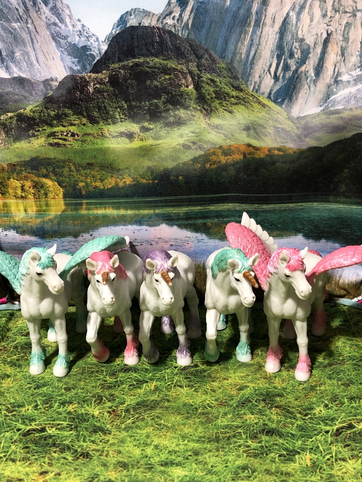 Lakeshore Fantasy Adventure Backpack Fold Out Scene Unicorns Pegasus Playset