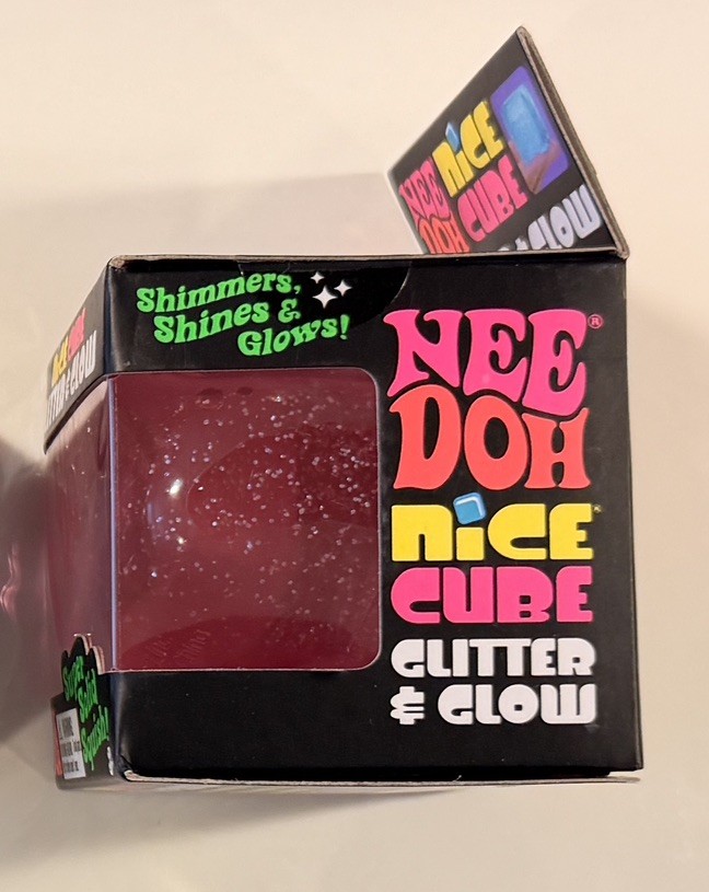 2 New NeeDoh – Nice Cube «Glitter & Glow» 2 available