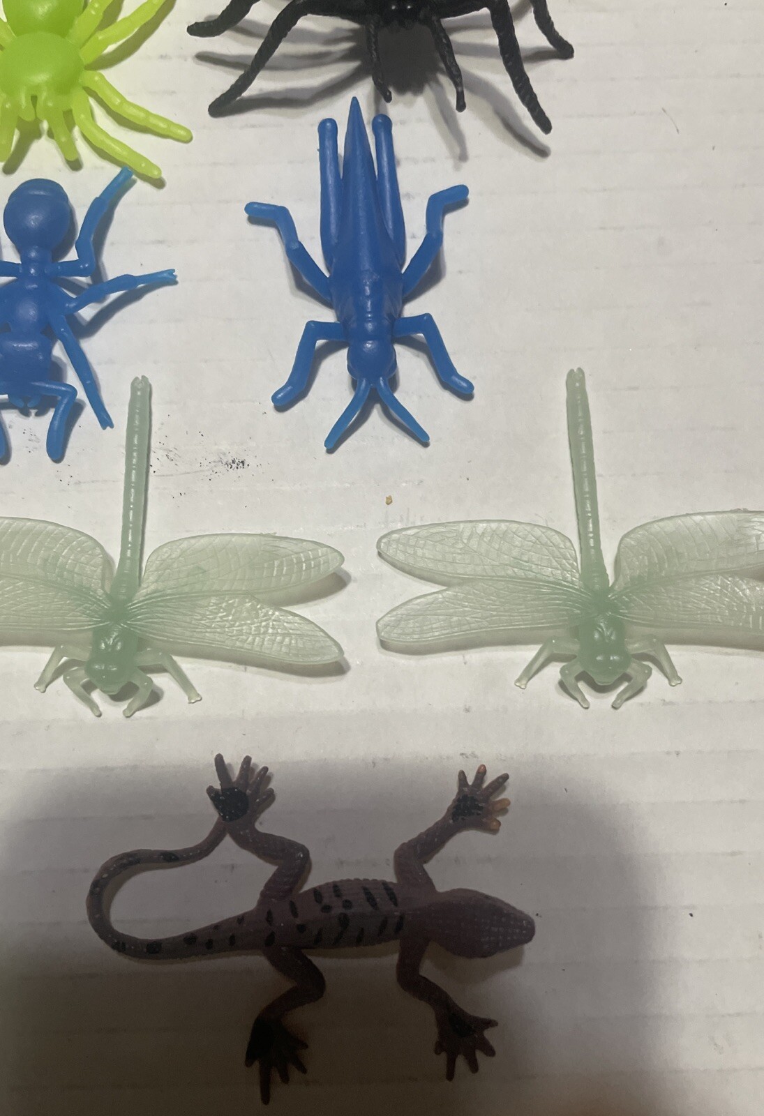 Lot of 11 Plastic/Rubber Creepy Crawler Bugs For Pretend Or Diorama