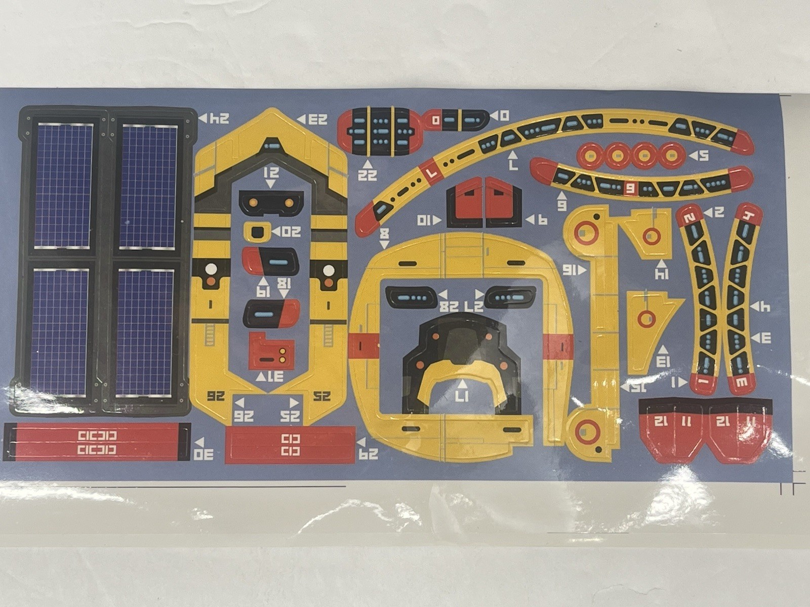 STEM Build and Learn Solar Robot Space Shuttle Astronaut 6-In-1 Robot Model Kit
