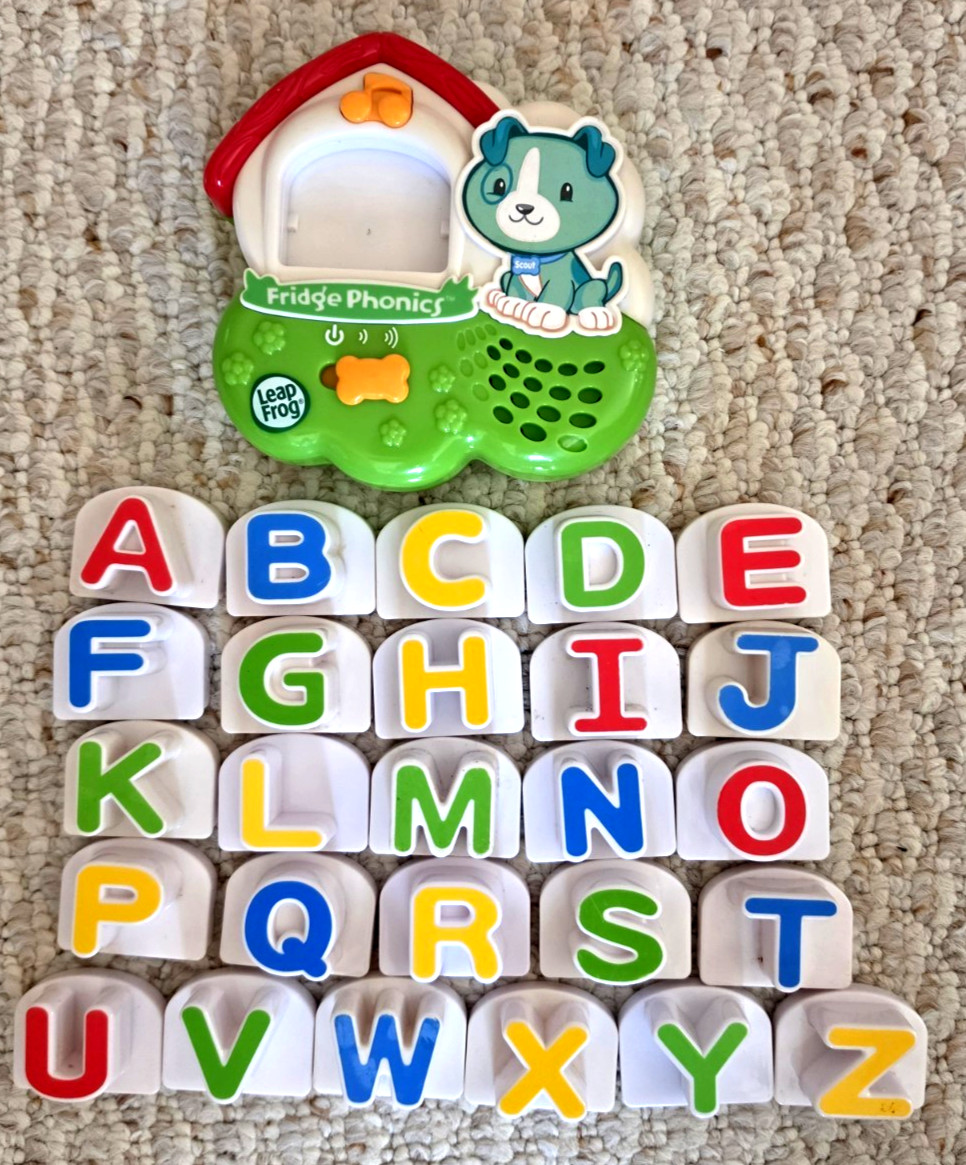 Leap Frog Fridge Phonics Scout Reader with 26 Magnetic Letters Tested