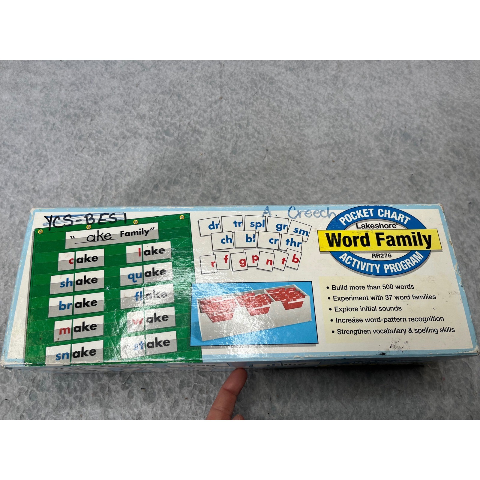 Lakeshore Word Family Activity Program RR276 Educational Pocket Chart Cards Set
