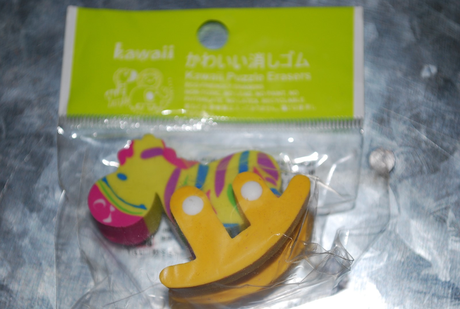 Kawaii. Rocking Dinosaur & Horse Puzzle Eraser