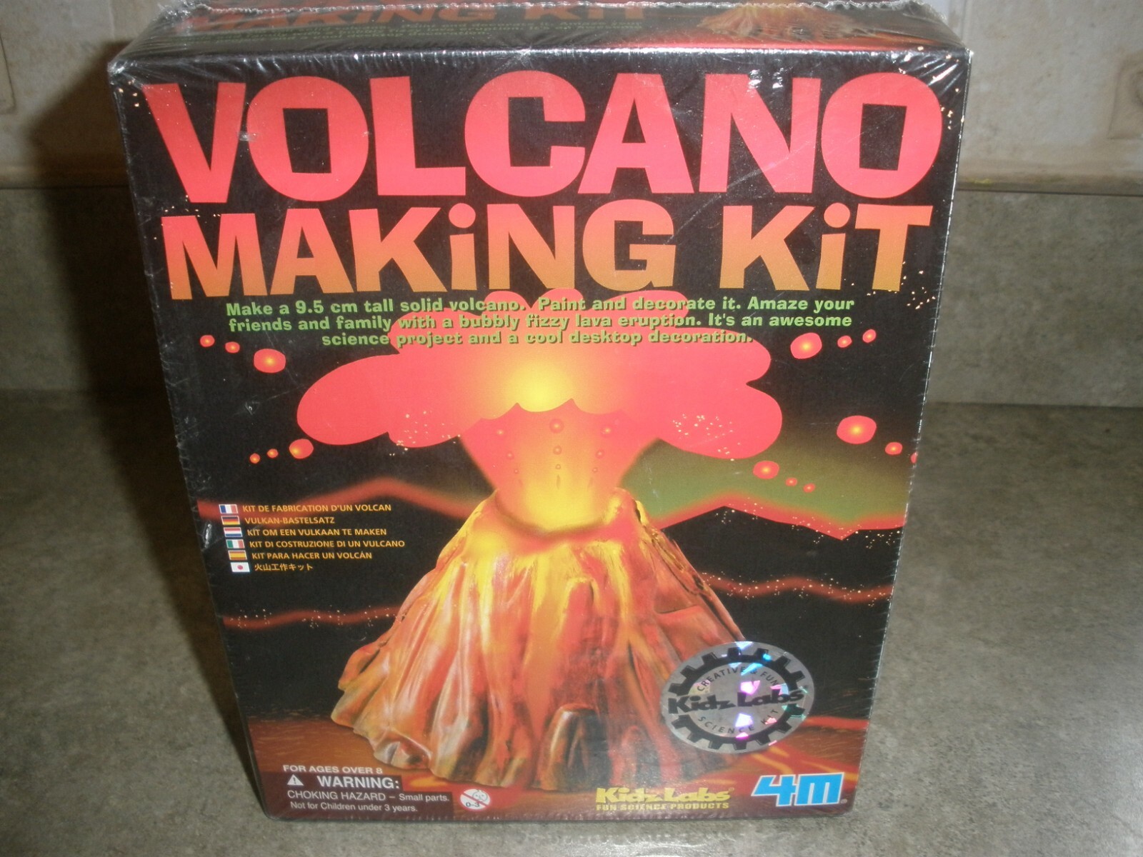 NEW Volcano Making Kit 4M Kidz Labs