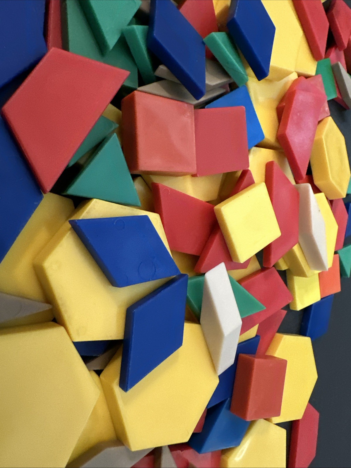 Early STEM Education 198 Plastic Pattern Blocks Math Geometric