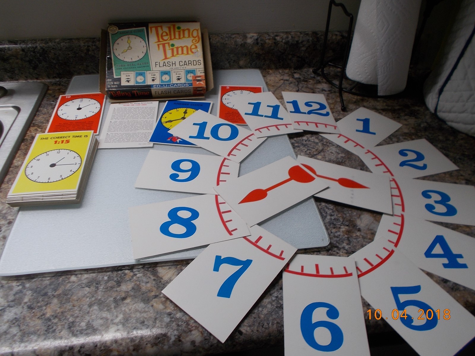 Ed-U Cards Telling Time Flash Cards #245 dated 1963, for ages 5 to 9, Complete