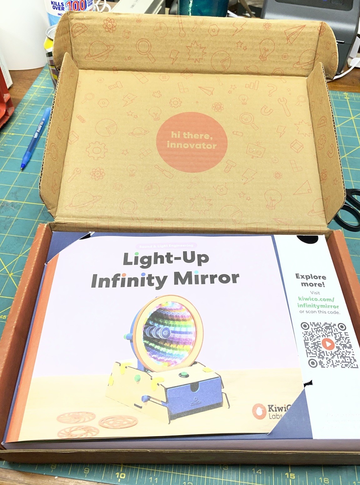 KiwiCo Labs Eureka Crate Light-Up Infinity Mirror STEM Kits IN BOX!