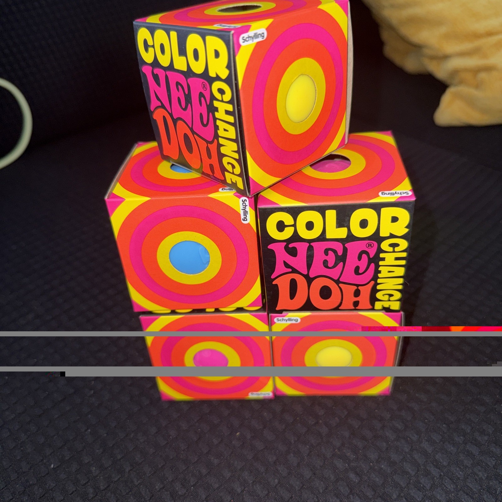 NeeDoh,Color Changing Ball Lot Of 5