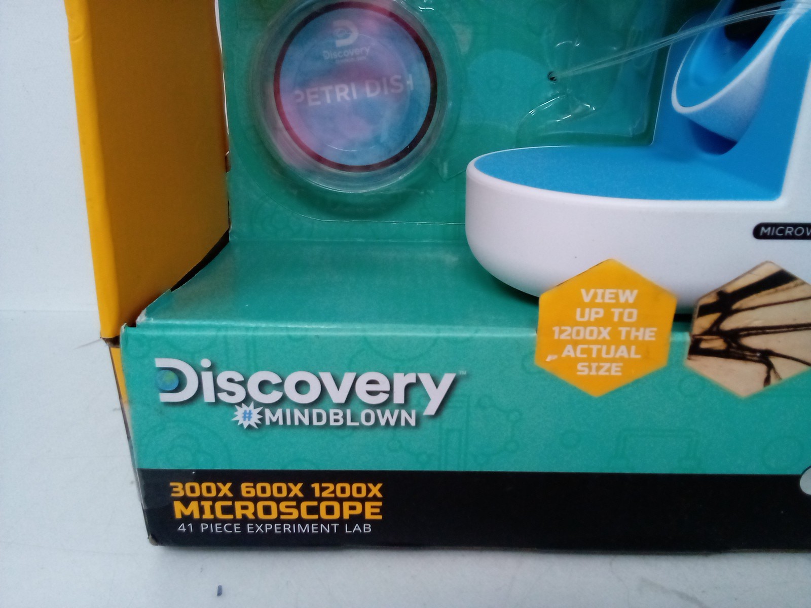 Discovery #MINDBLOWN 1200X, 600X, 300X Microscope, 41-Piece Experiment Lab