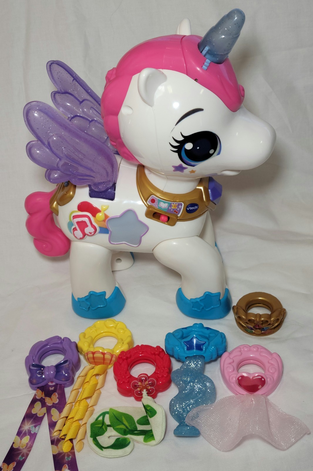 VTECH STYLE & GLAM ON UNICORN COMPLETE WITH 6 ACCESSORIES INTERACTIVE LEARNING