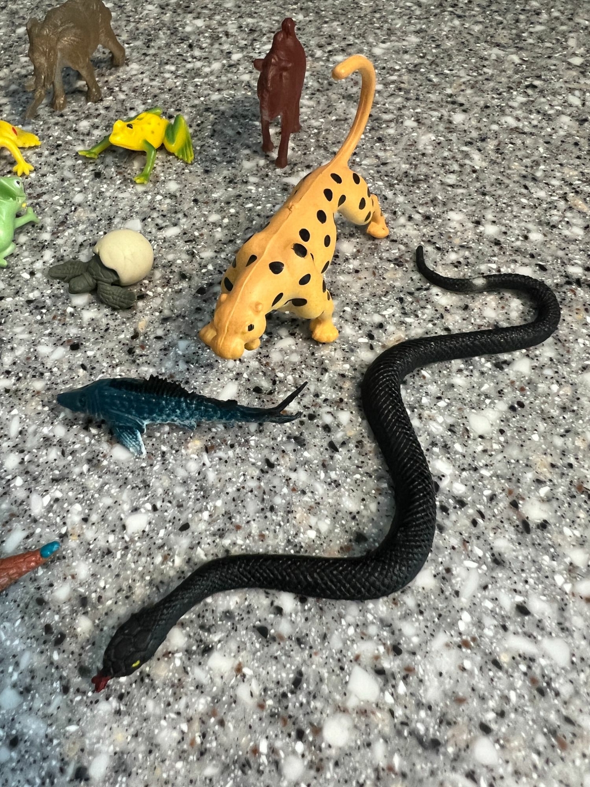 Lot of 16 plastic animal figures snake starfish zebra bald eagle