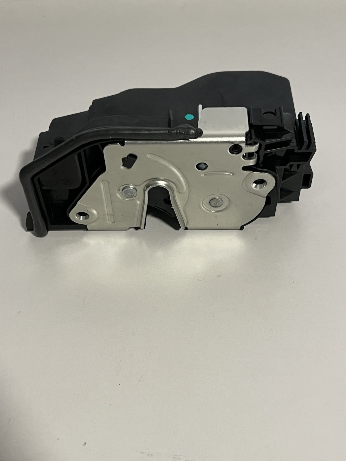 Front Right Passenger Side Power Door Lock Actuator Motor Fit for BMW 320i…