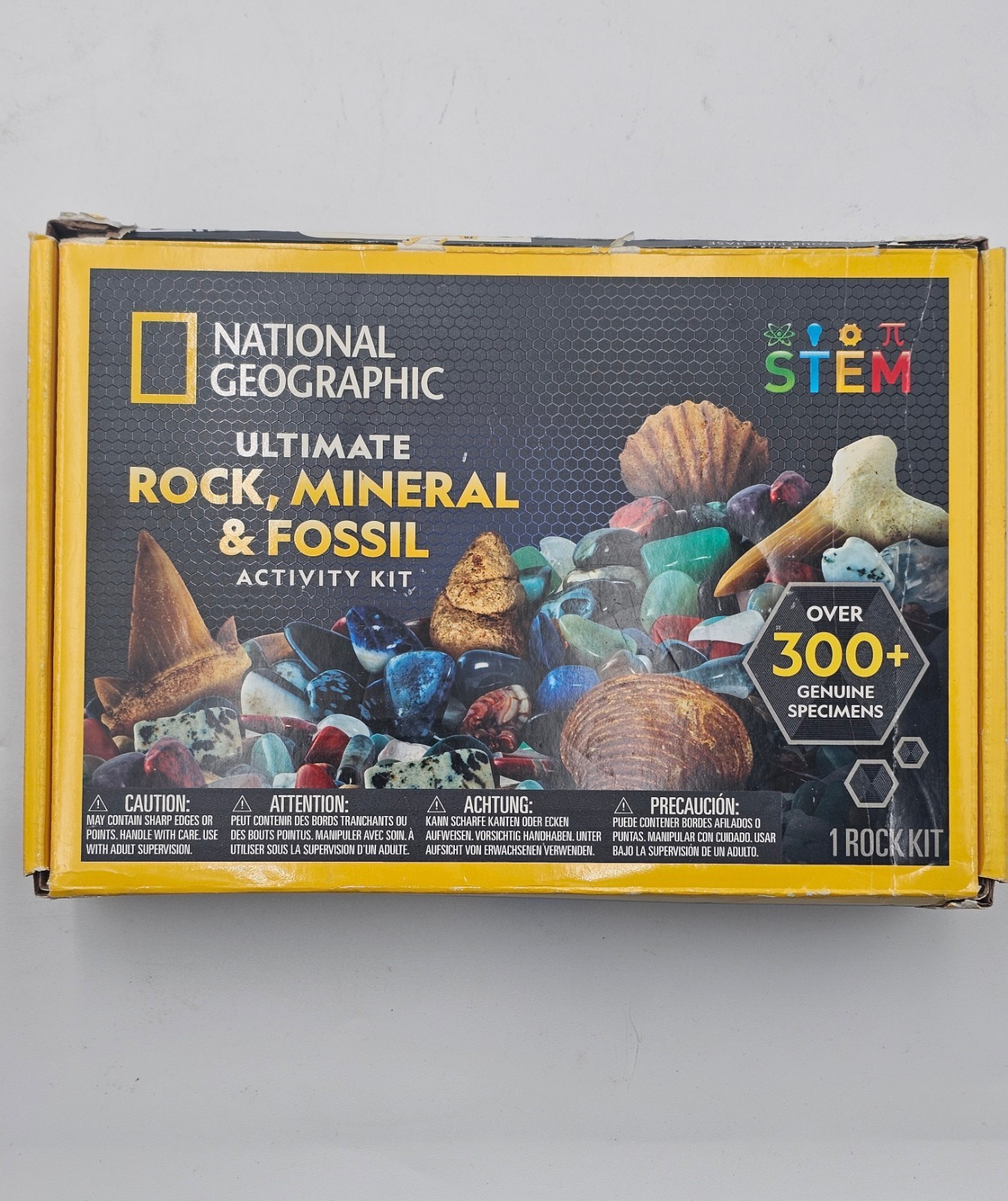 NATIONAL GEOGRAPHIC Rock Collection Box for Kids-300 Gemstones & Fossil Open Box