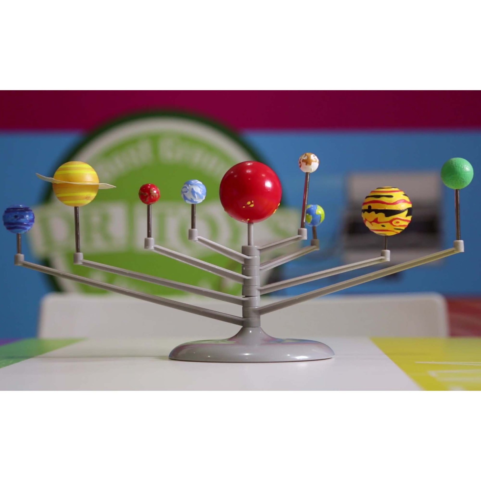 4M: Solar System Planetarium – Build 11.8″ Glow-in-the-Dark Model, DIY STEM