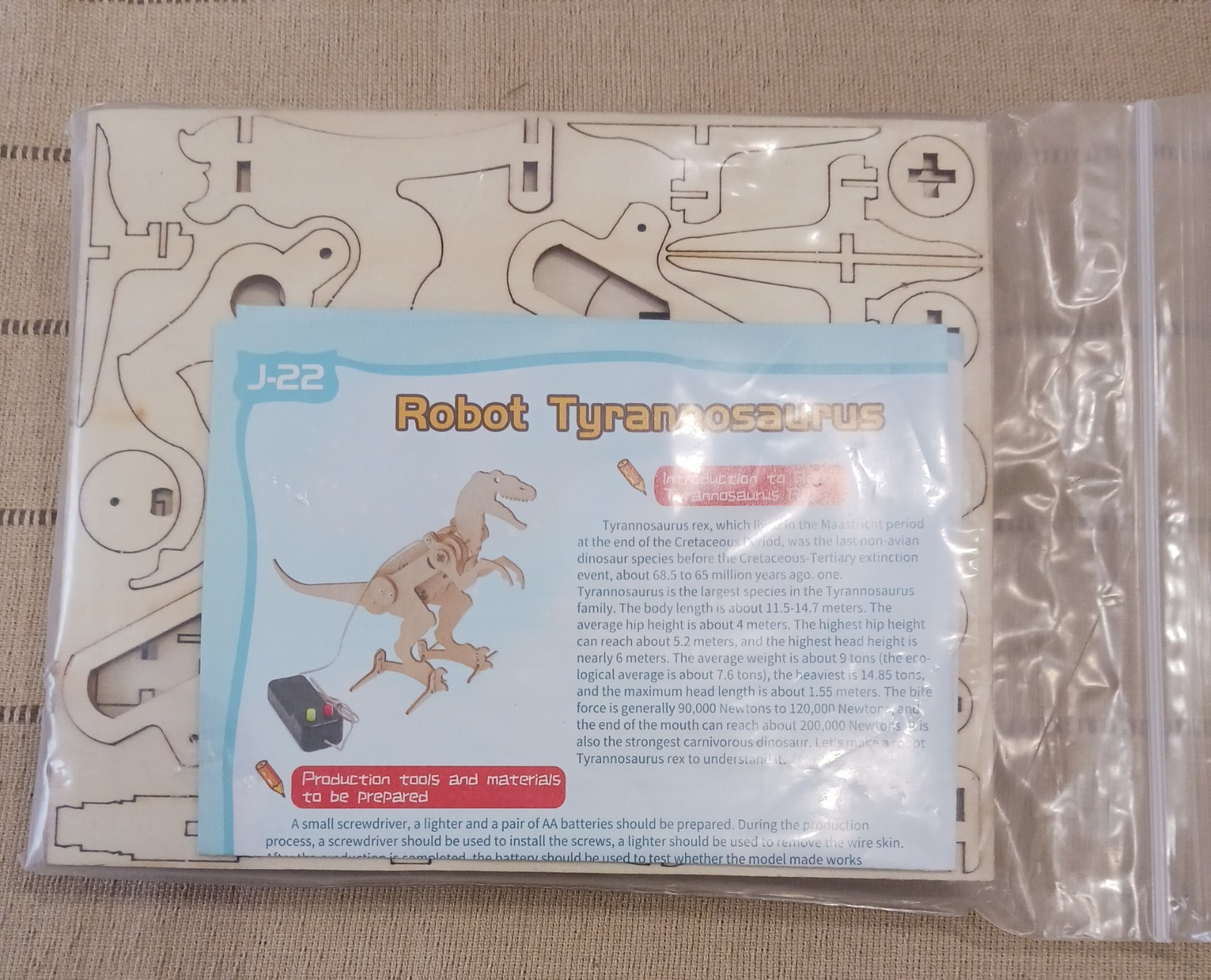 TYRANNOSAURUS ROBOT – Moving Scientific STEM Wooden DIY Model Kit Electric NEW