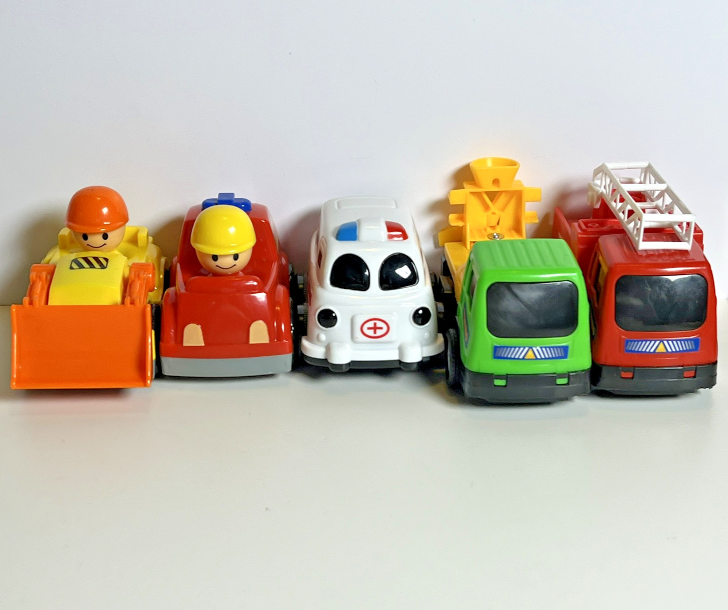 Toddler Toy Vehicle Plastic Truck Car LOT of 5 Construction Fire Ambulance Kids