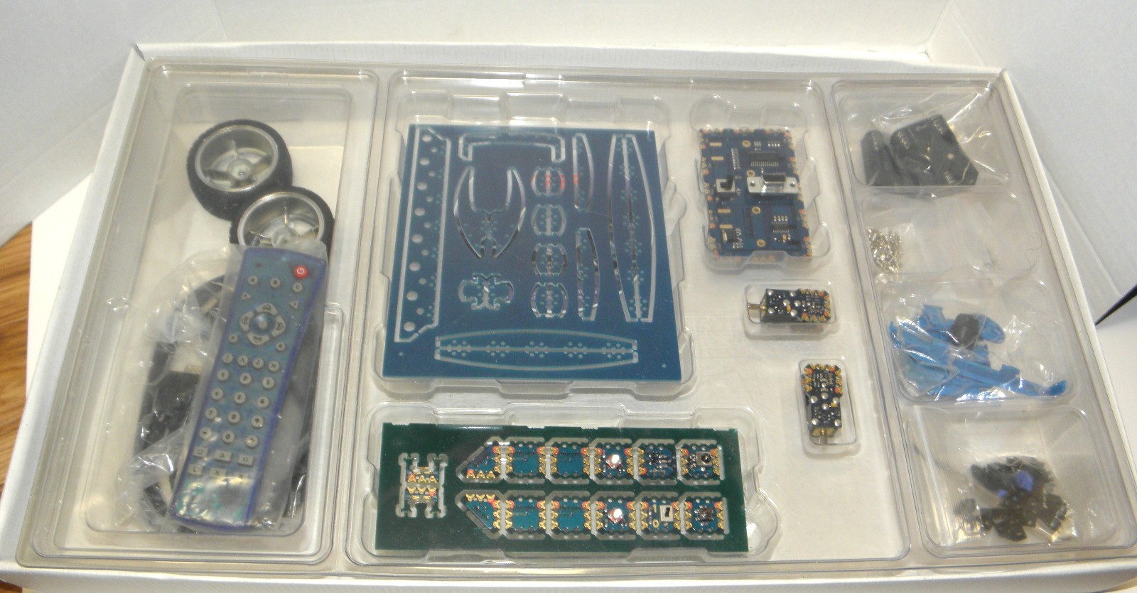 MICROBRIC The Viper Robotics Kit