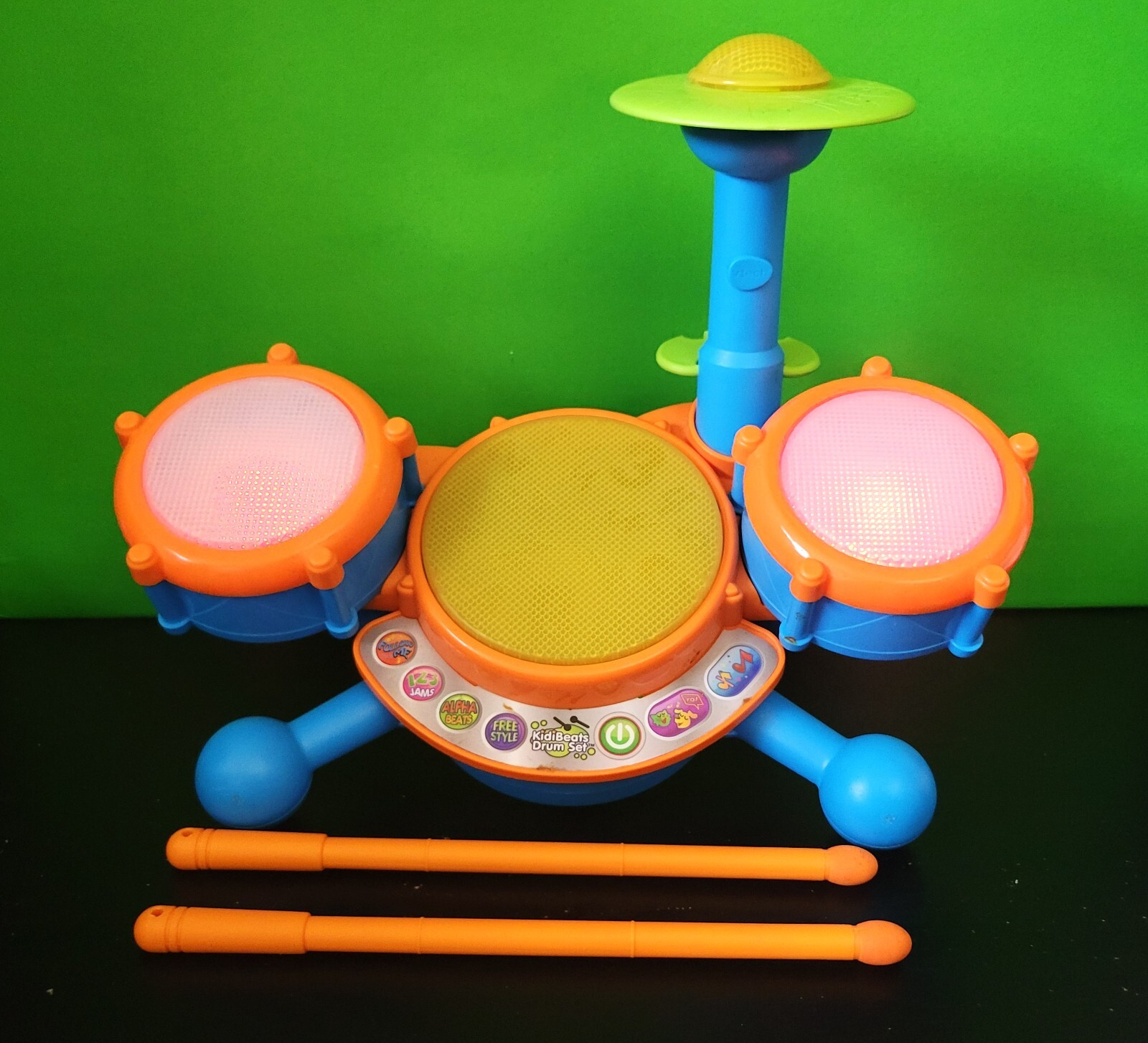 VTech Kidi Beats Drum Set Baby Toddler Kid Learning Toy alphabet and numbers