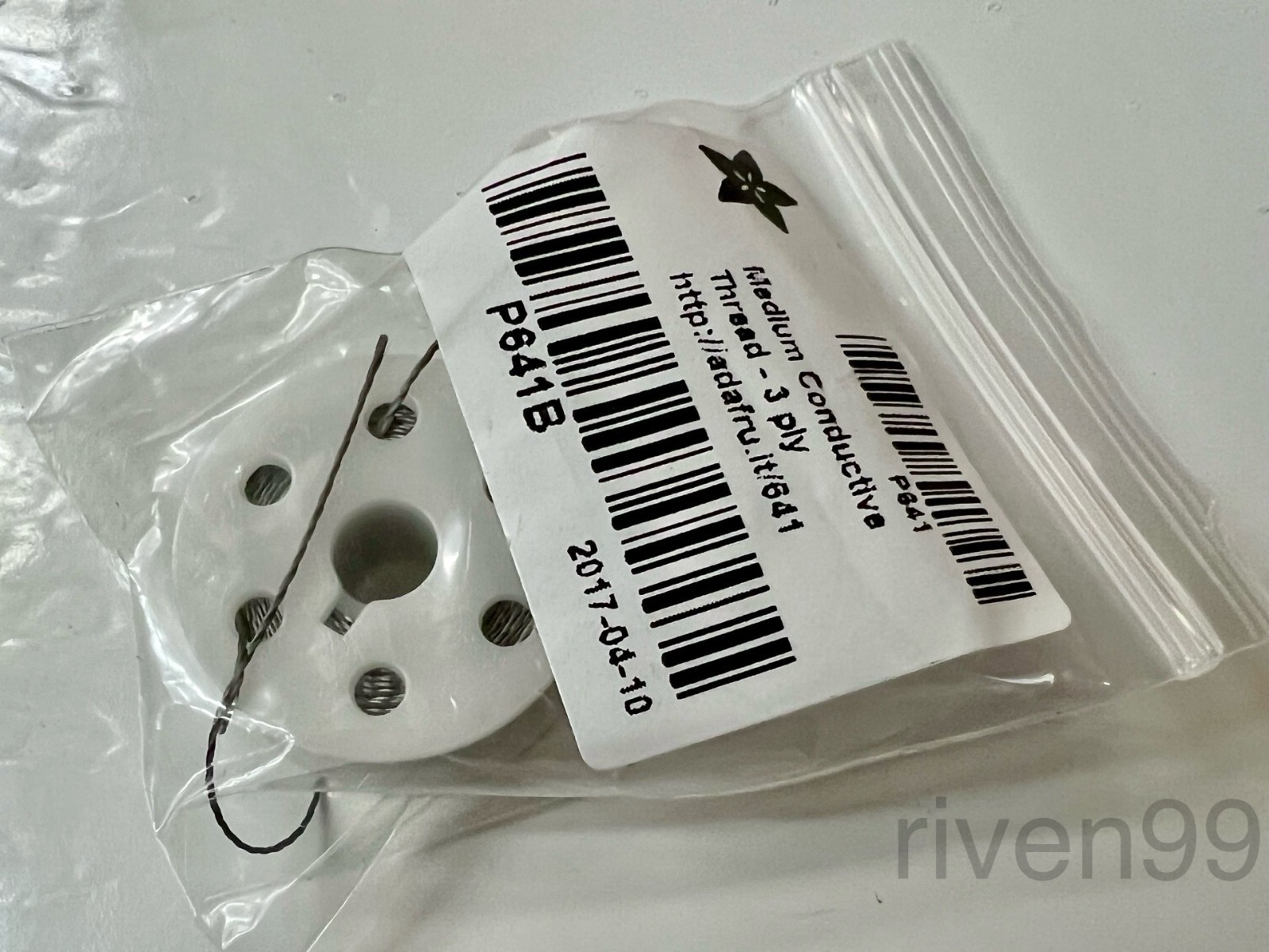 Adafruit 316L Stainless Steel 3-ply Conductive Thread for sewing, 18m (60ft)