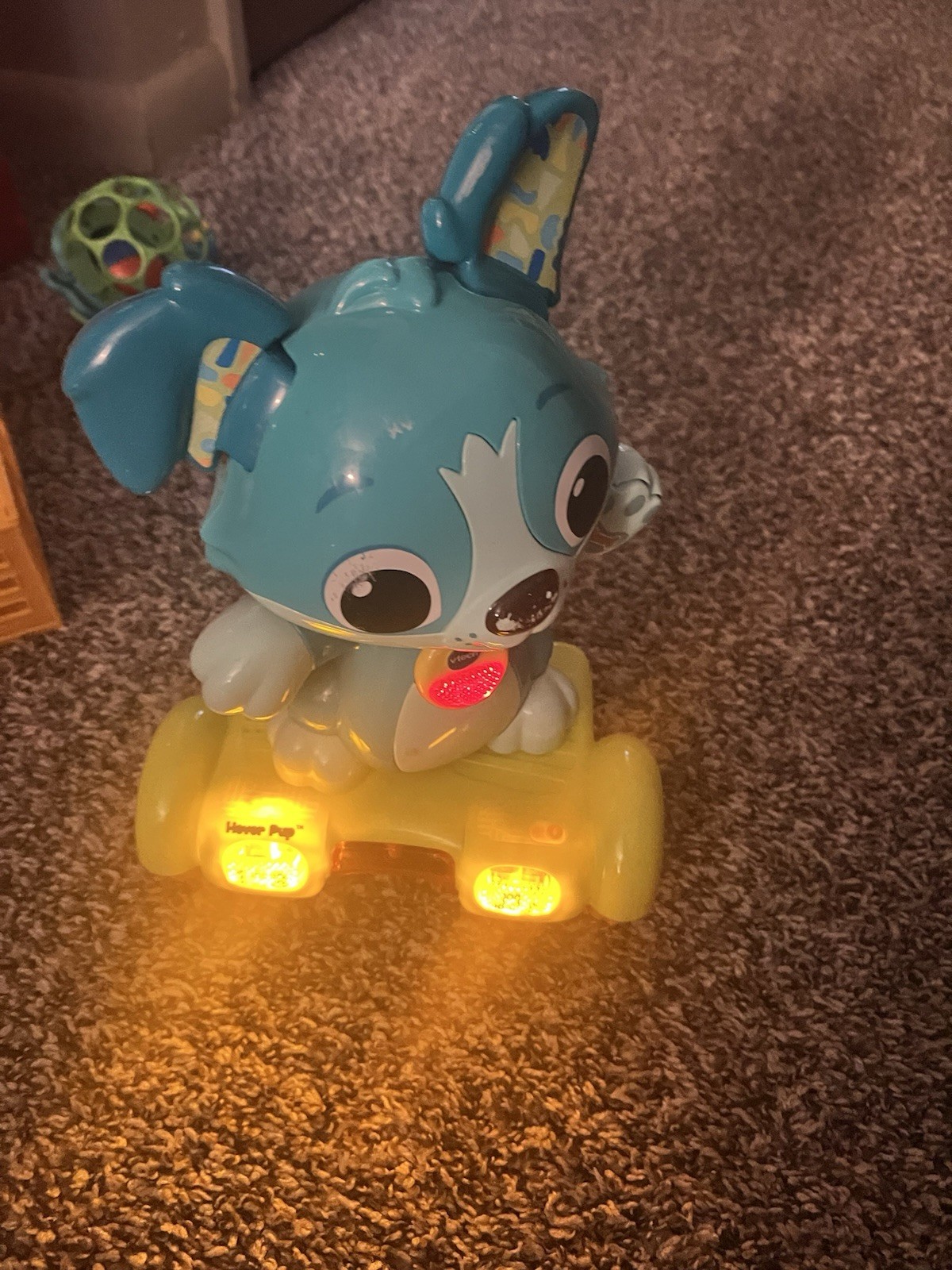VTech Hover Pup 9-36 Months Dance Follow Learning Toy with Motion Sensors Music