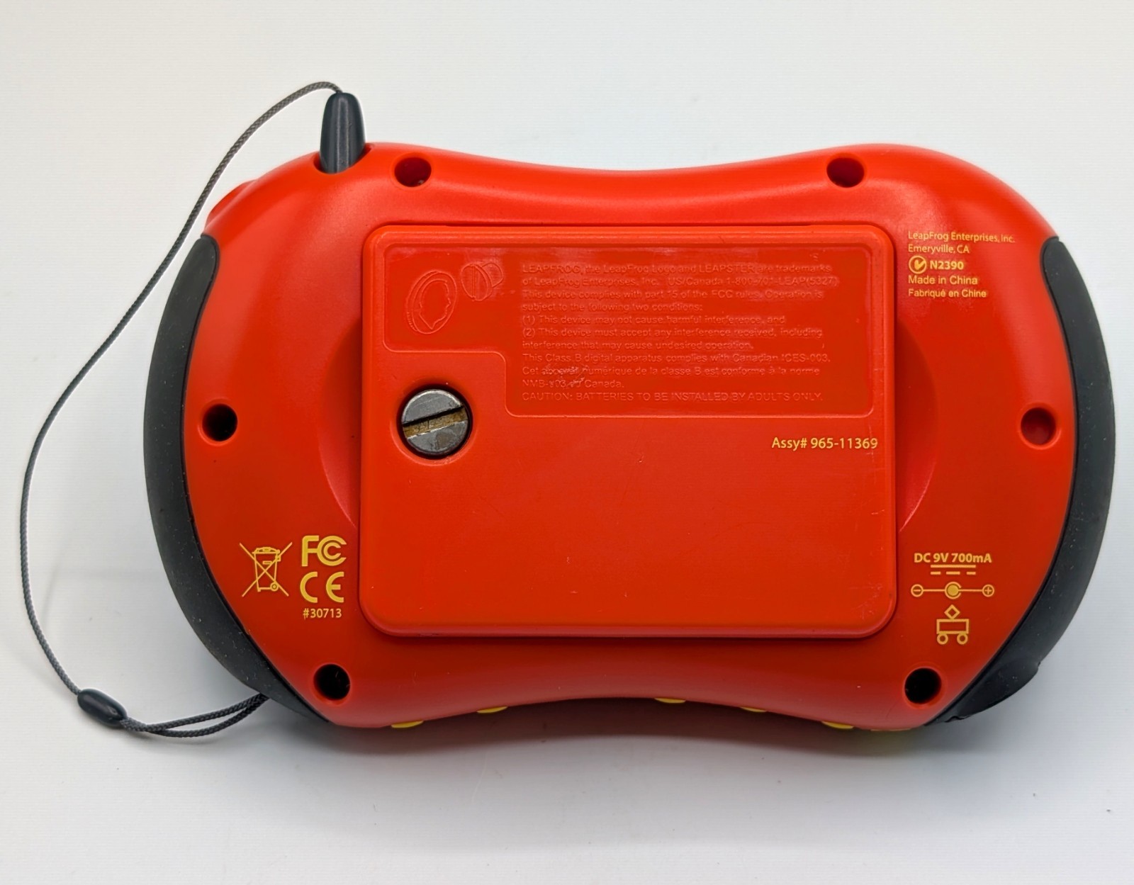 LeapFrog Leapster 2 Disney Pixar Cars Lightning McQueen Edition Handheld Console